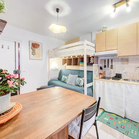 Petit cocon métro Charonne Apartamento *